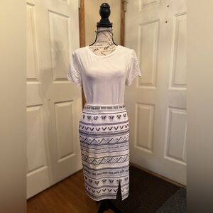 White House Black Market Geometric Black and White Pencil Skirt